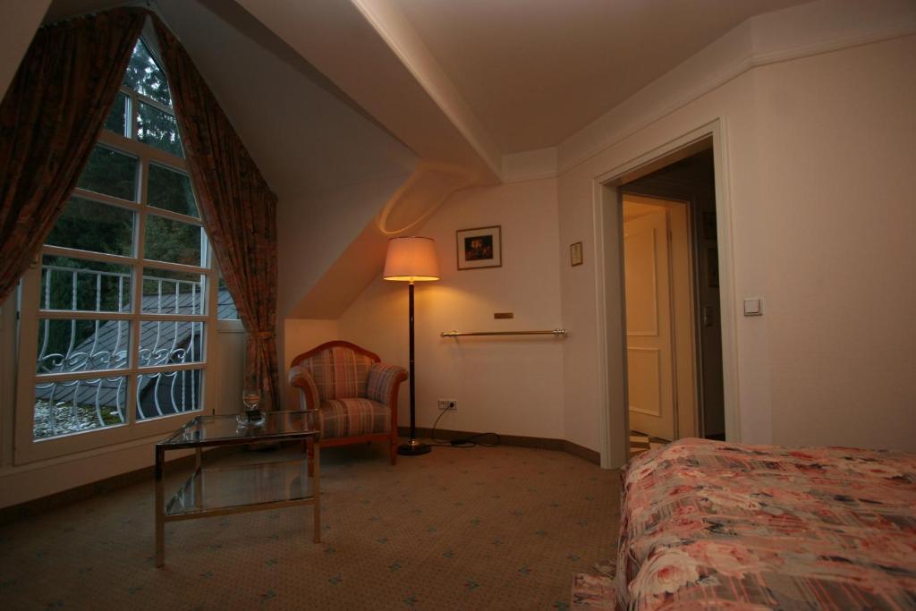 Park Hotel Am Schloss Ettringen  Room photo